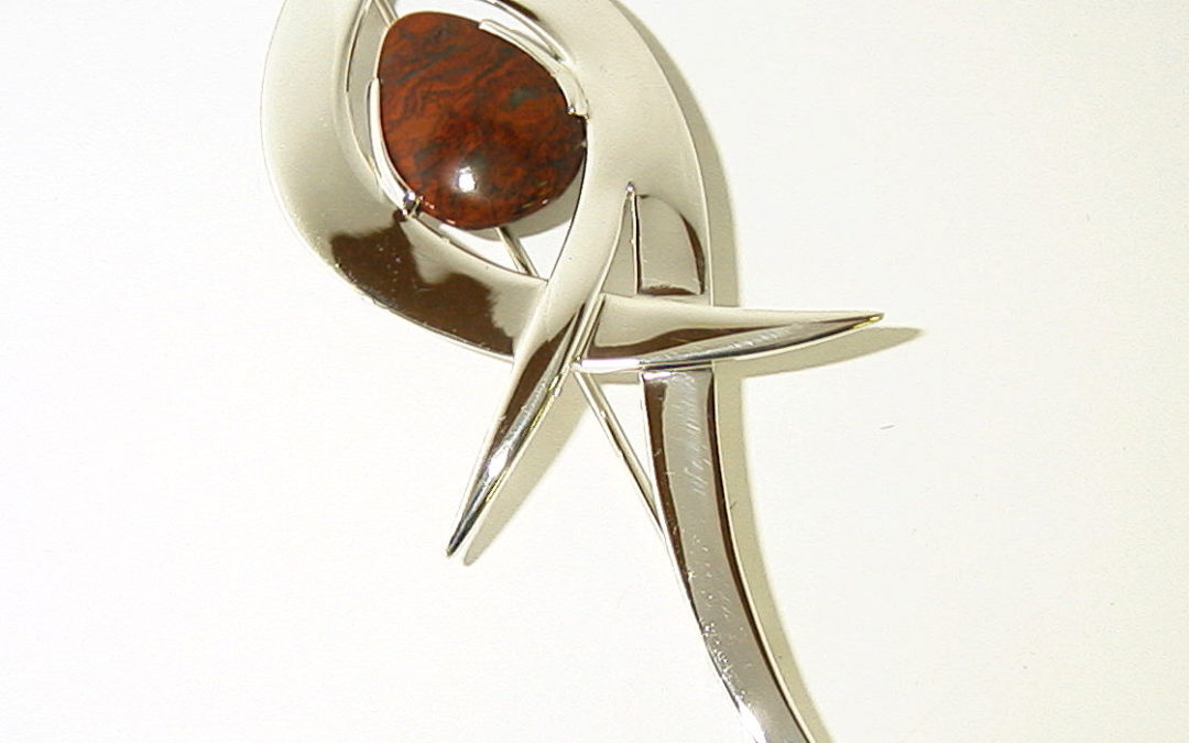 Kilt pin set with Auchmithie beach jasper